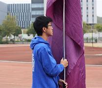 抢眼表现无比出色，成为全场焦点之一的简单介绍